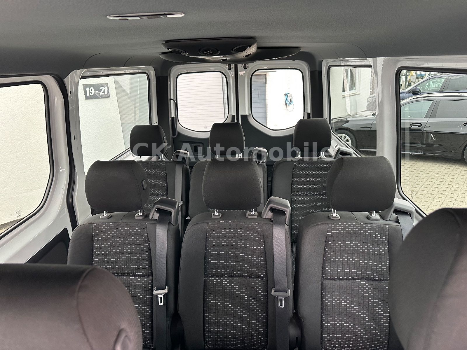 Fahrzeugabbildung Mercedes-Benz Sprinter III Tourer 316 CDI Autom/9 Sitze/Kamera