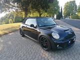 MINI Cooper S Cabrio Cooper S - MINI Cooper S Cabrio mit Schiebedach