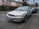 Volvo BJ. 2002 - Volvo V40 in Köln