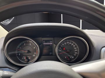 Jeep Grand Cherokee - 11