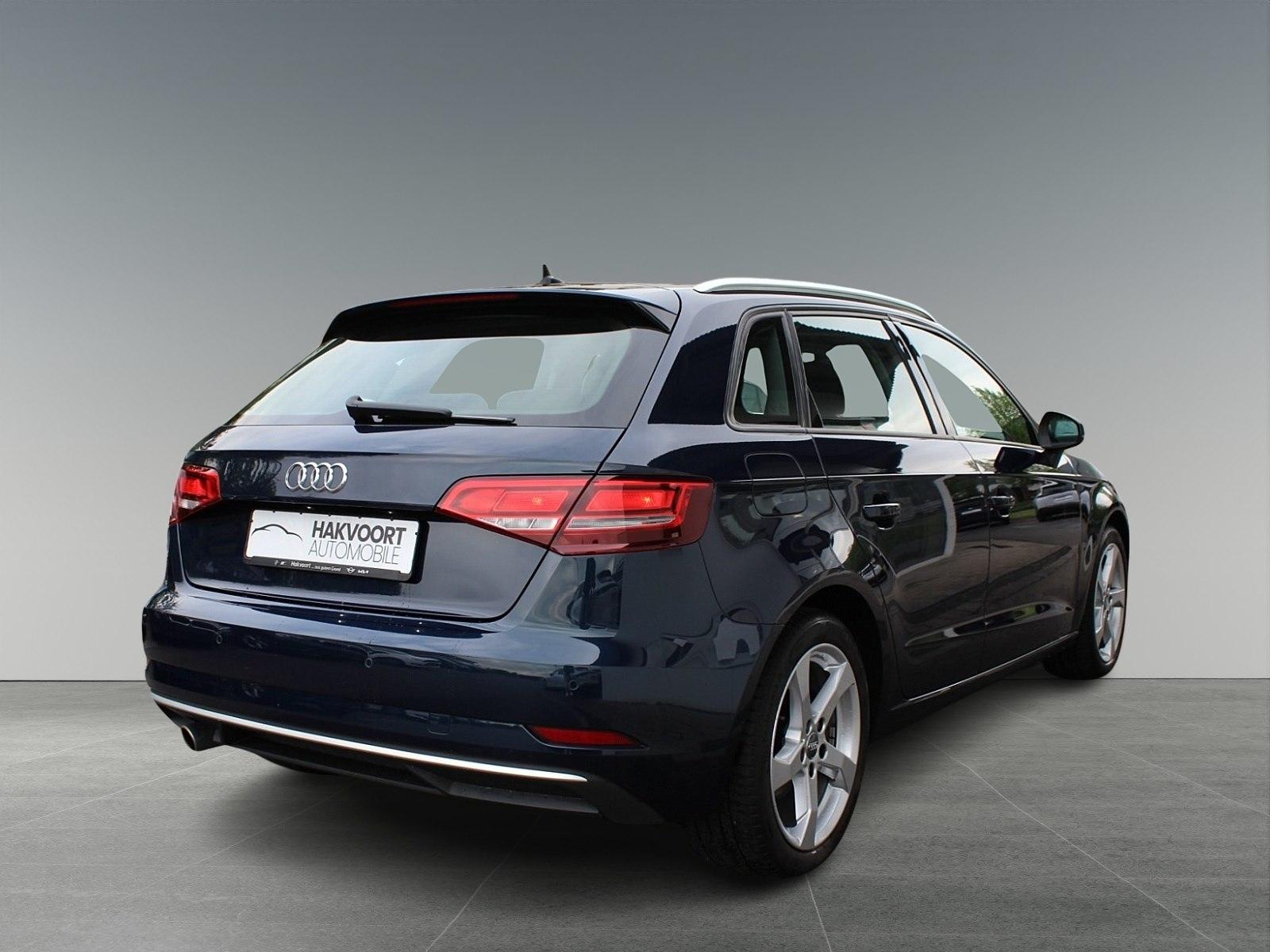 Audi A3 Sportbach "Sport" Navi PDC SH DSP