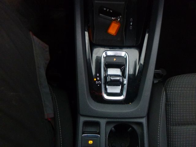 Fahrzeugabbildung Skoda Octavia 1.5 TSI e-Tec Ambition>AUT/LED/SHZ/PDC<