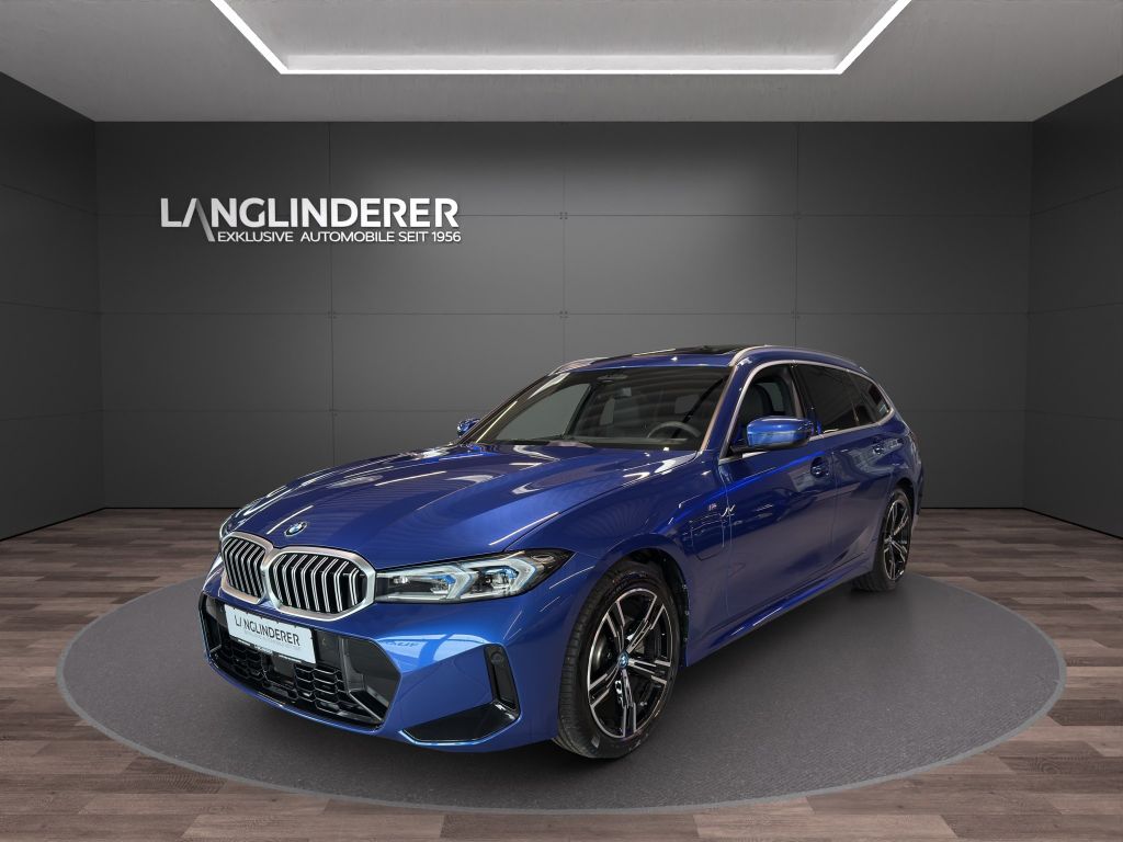 BMW 330