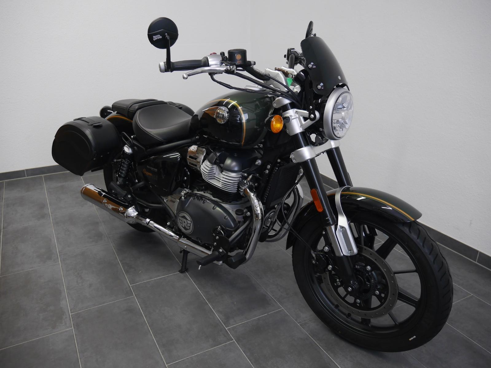 Royal Enfield Super Meteor 650// Extra's // Taschen