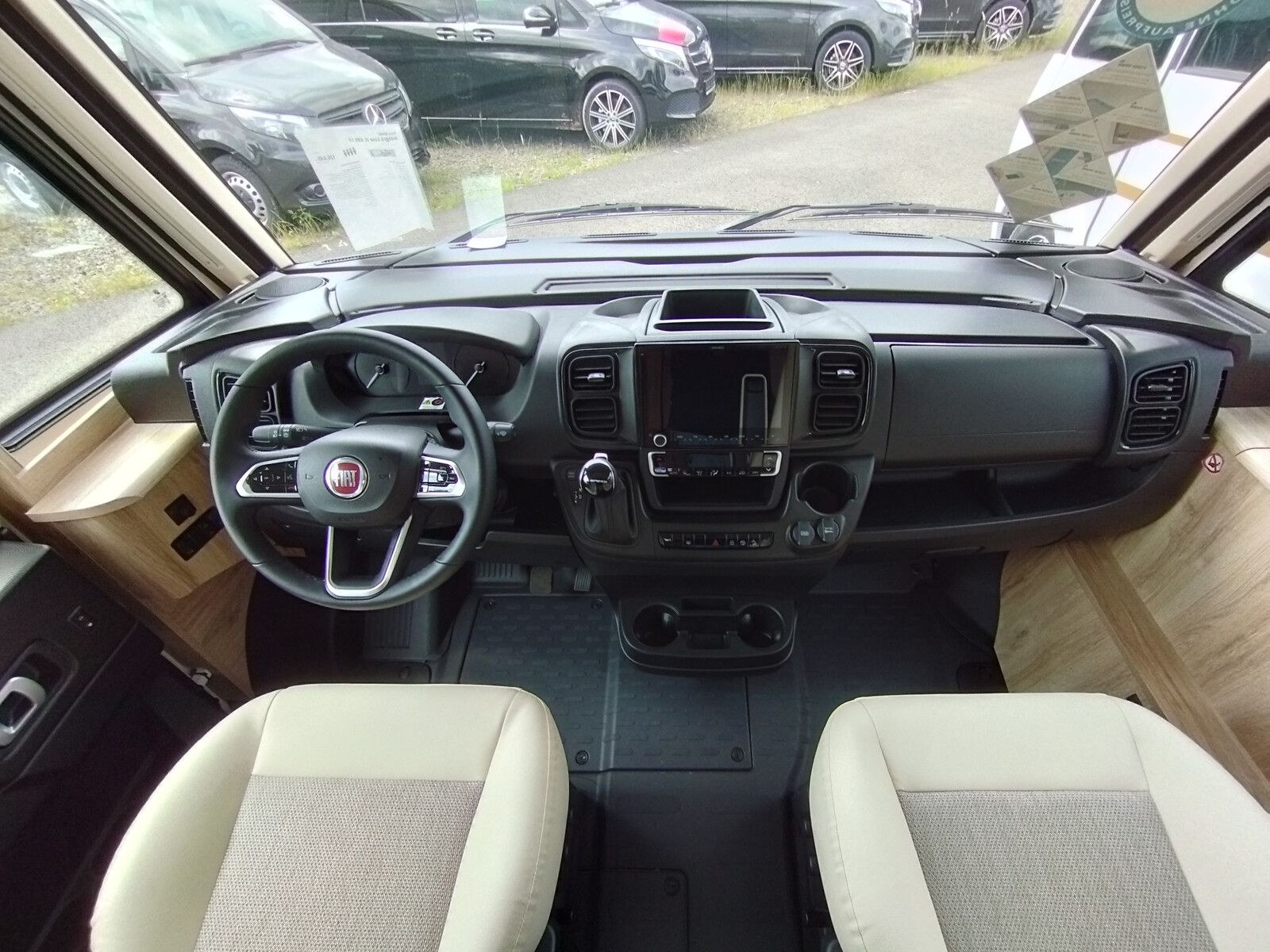 Fahrzeugabbildung Eura Mobil Integra Line IL 695 LF Aktionsfahrzeug !!
