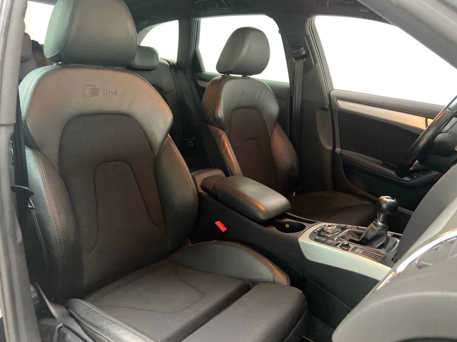 Audi A4 2010 — photo 10