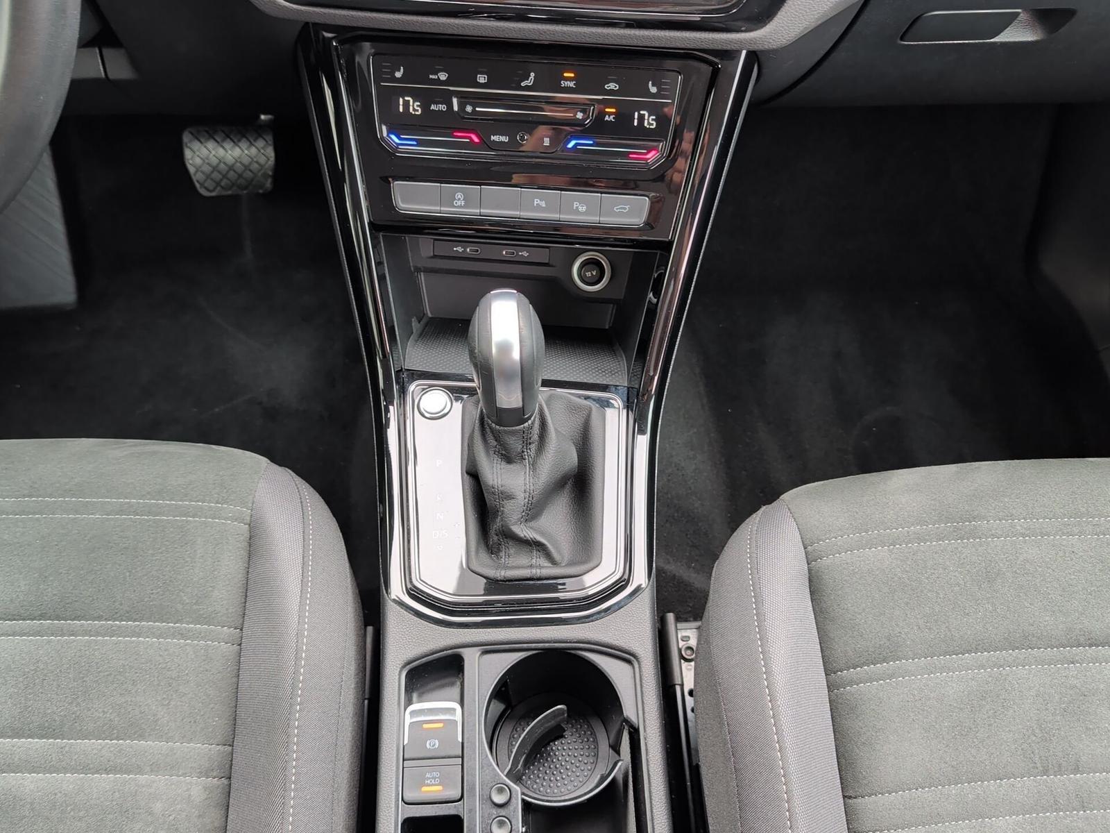 Volkswagen Touran 1.5 TSI High DSG 7Sitze+Standhzg+ACC+Kame, миниатюра 15