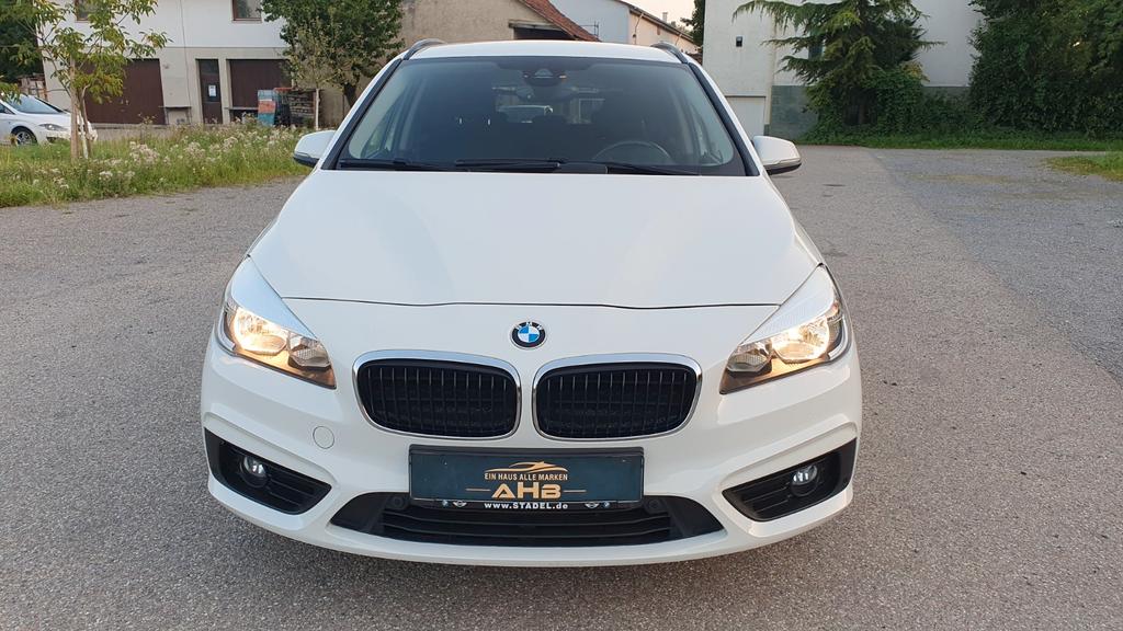 BMW 218