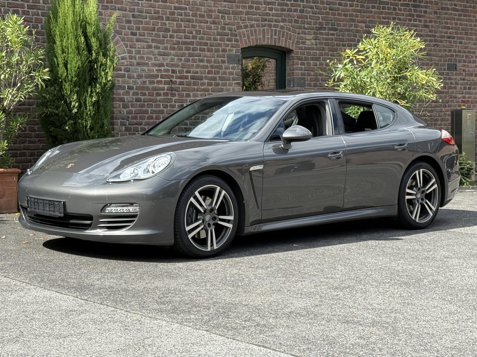 Porsche Panamera Diesel SCHIEBEDACH*PASM*20 TURBO RAD*