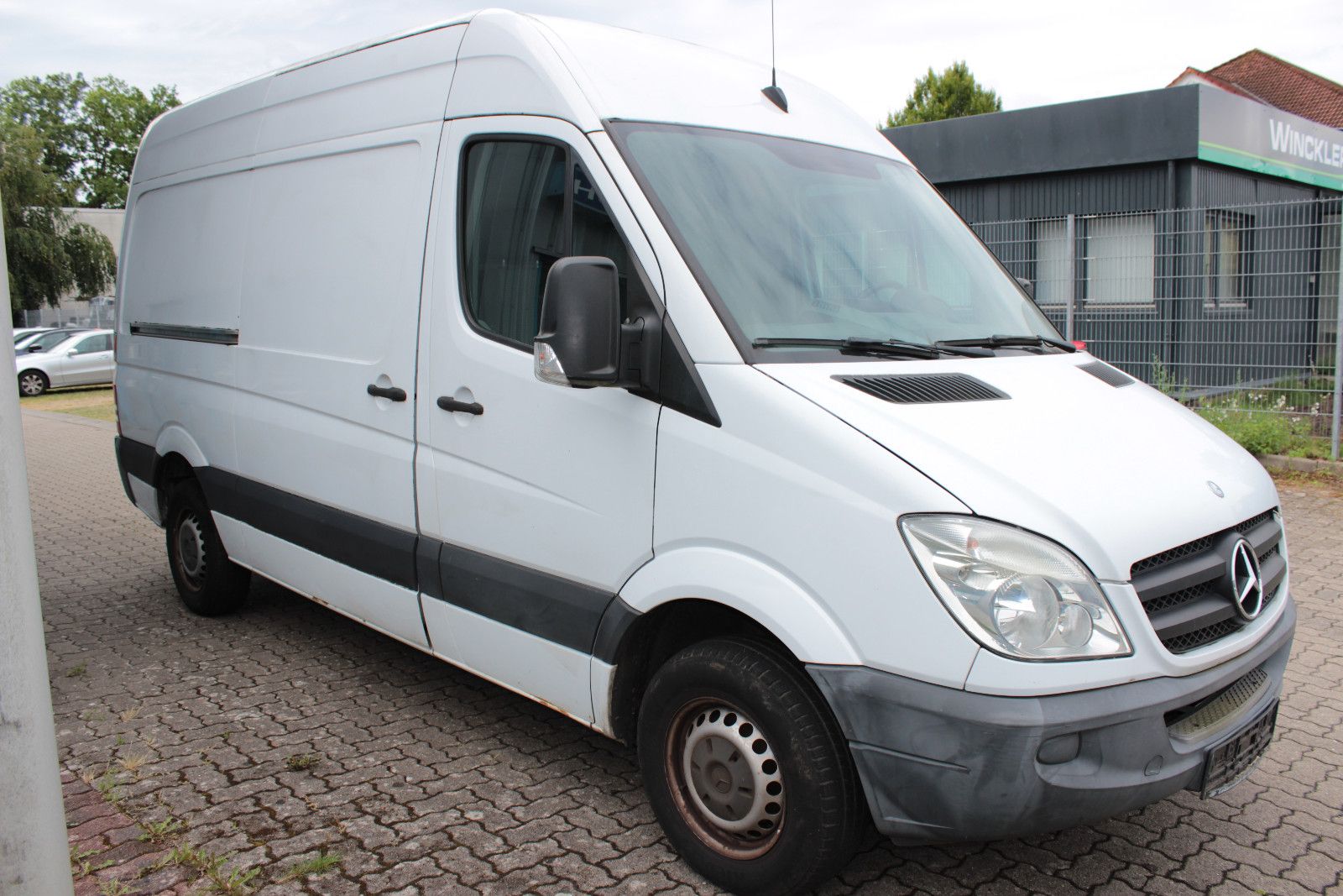 Fahrzeugabbildung Mercedes-Benz Sprinter II Kasten 210/211/213/214/216 CDI
