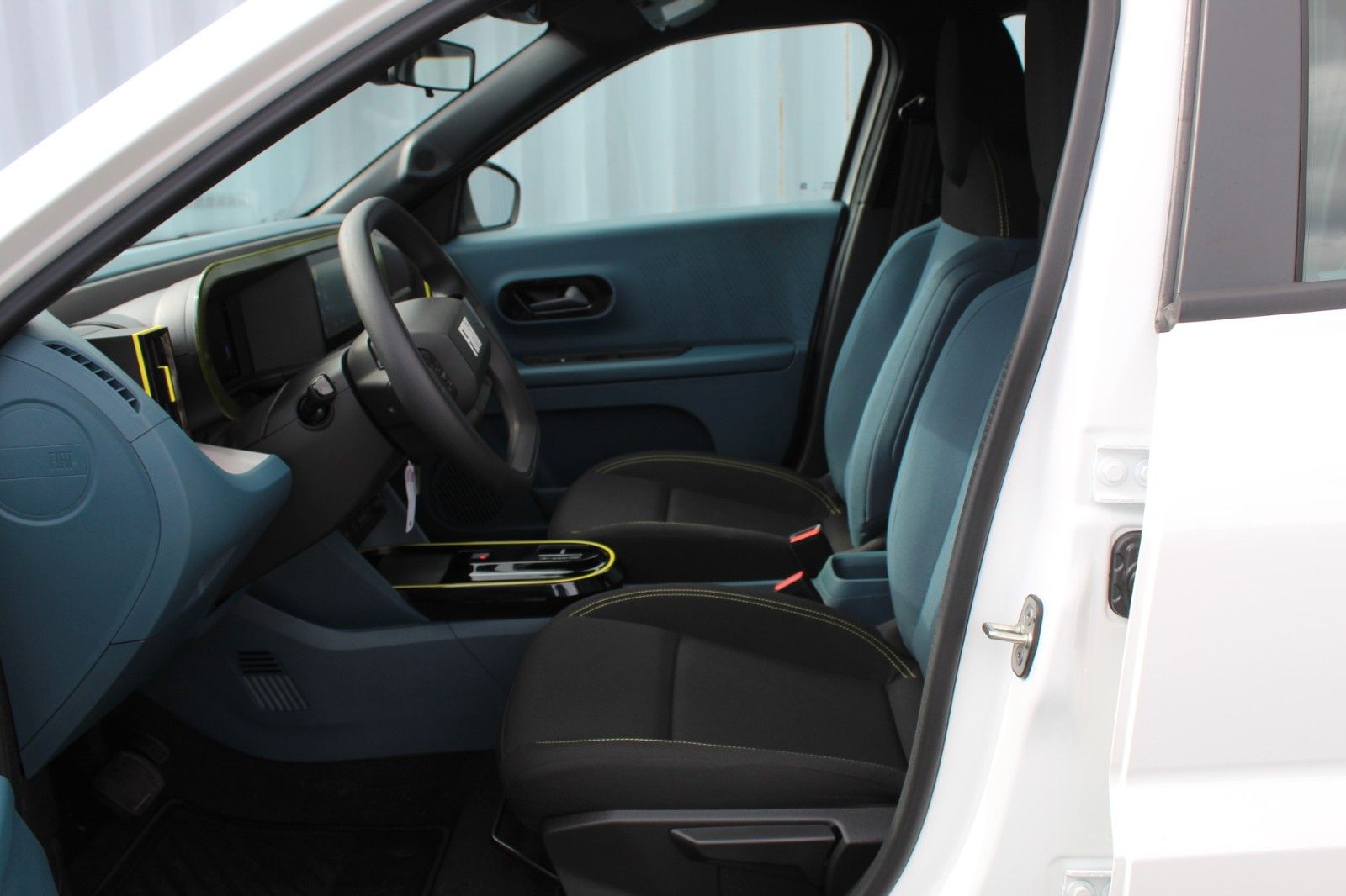 Fahrzeugabbildung Fiat Grande Panda Icon*48V*CarPlay, PDC*Klima*LED