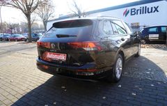 Fahrzeugabbildung Volkswagen Golf VIII Variant Life eTSI DSG Kamera ACC AHK!