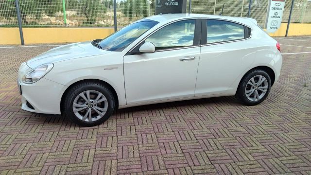 Alfa Romeo Giulietta 1.6 JTDm-2 105 CV Distincti