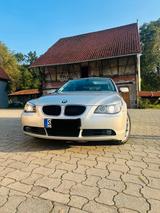 BMW 525i A - - BMW 525 aus 2005: 525i