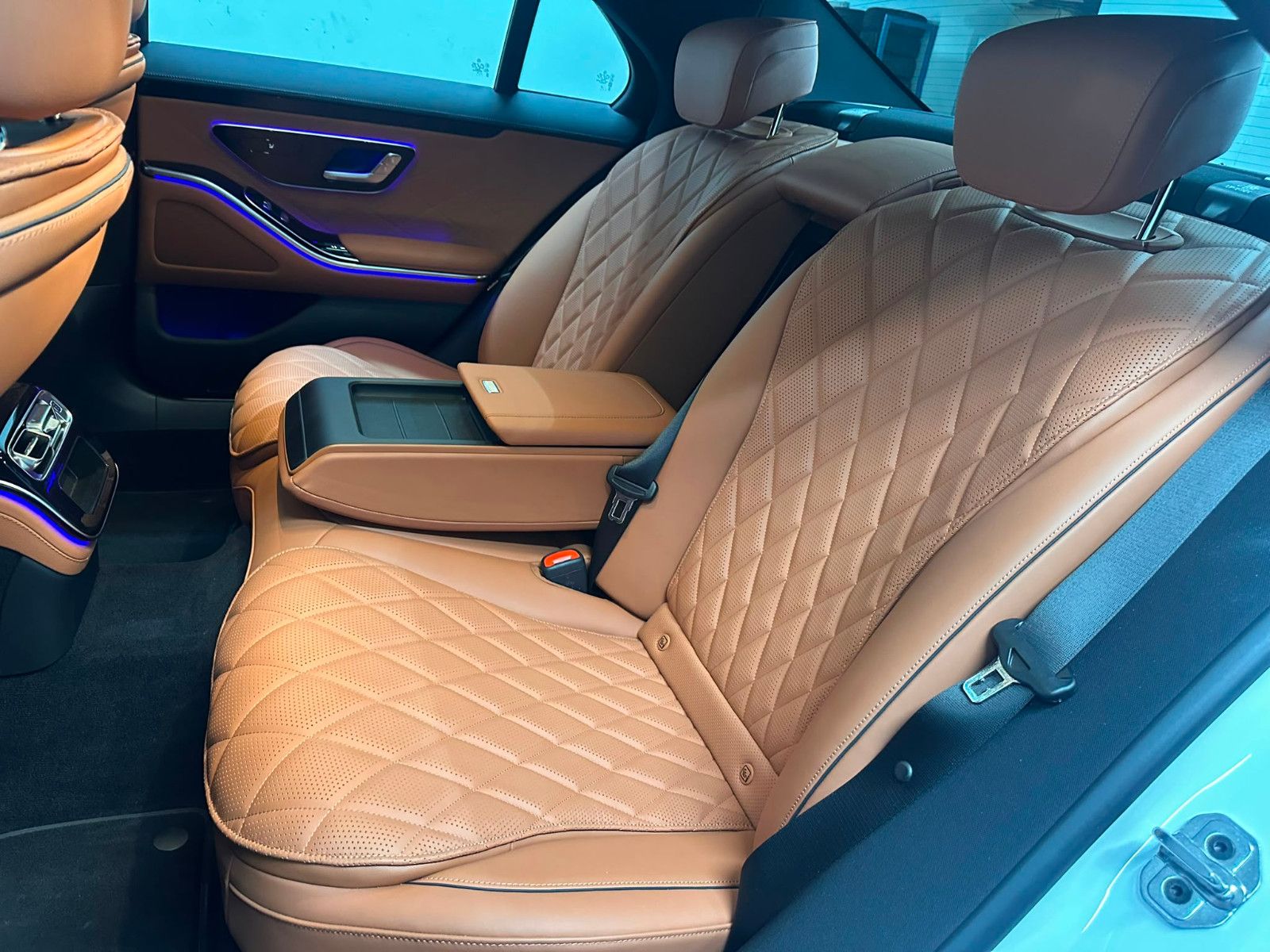 Fahrzeugabbildung Mercedes-Benz S 350 d 4MATIC *MANUFAKTUR*PANO*AHK*