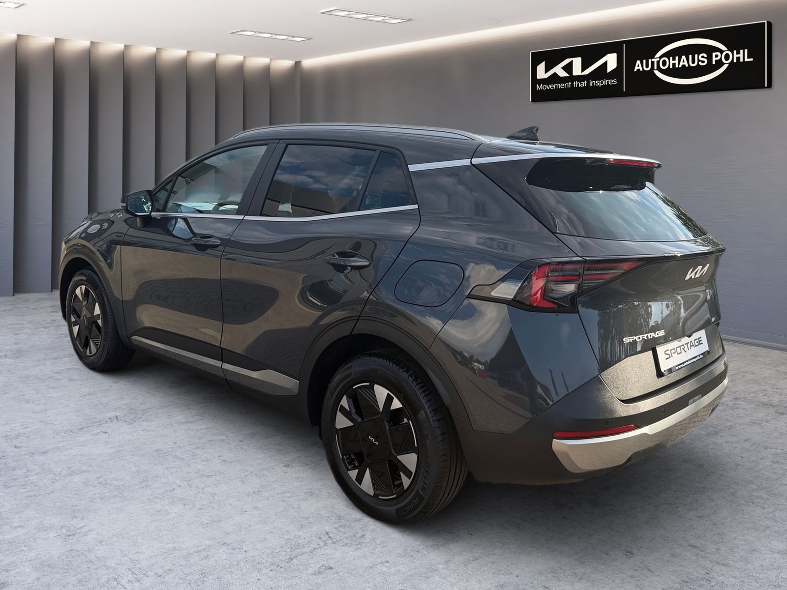 Fahrzeugabbildung Kia SPORTAGE 1.6T 2WD DCT Vision KOM Facelift