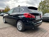 BMW 225 xe Luxury Line Automatik*V. Leder*LED*Navi - schwarze BMW 225 Active Tourer