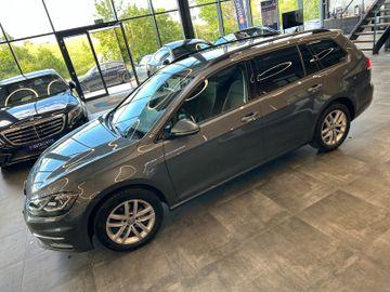 Volkswagen Golf VII Variant *Tempo*PDC*LED*Lenkradheizung*