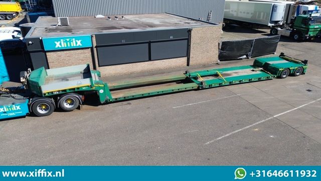 Doll 2-achs Telesk. Tieflader mit abn. Hals / PANTHER