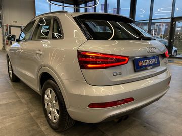 Audi Q3 2.0 TFSI quattro *1.HAND*AHK*BI-XENON*PDC*