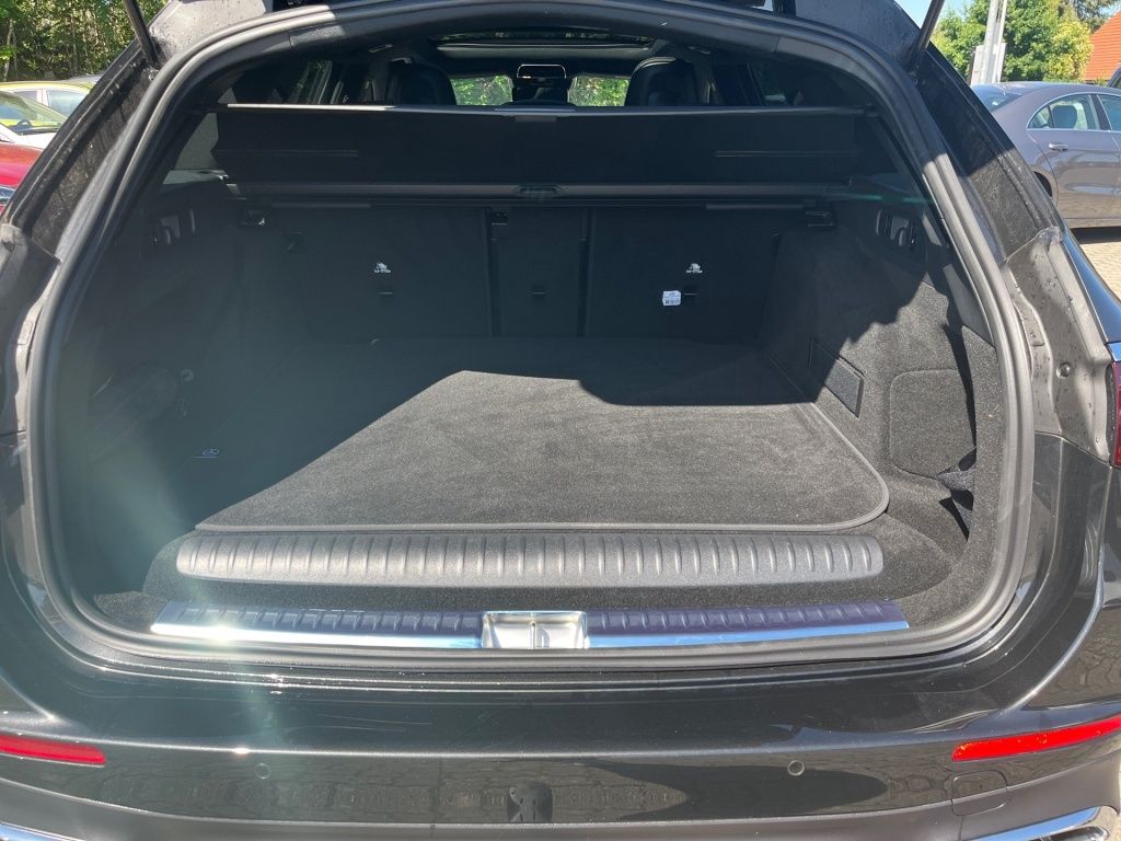Fahrzeugabbildung Mercedes-Benz E 300 de 4MATIC T-Modell mit EQ Hybrid Technolog