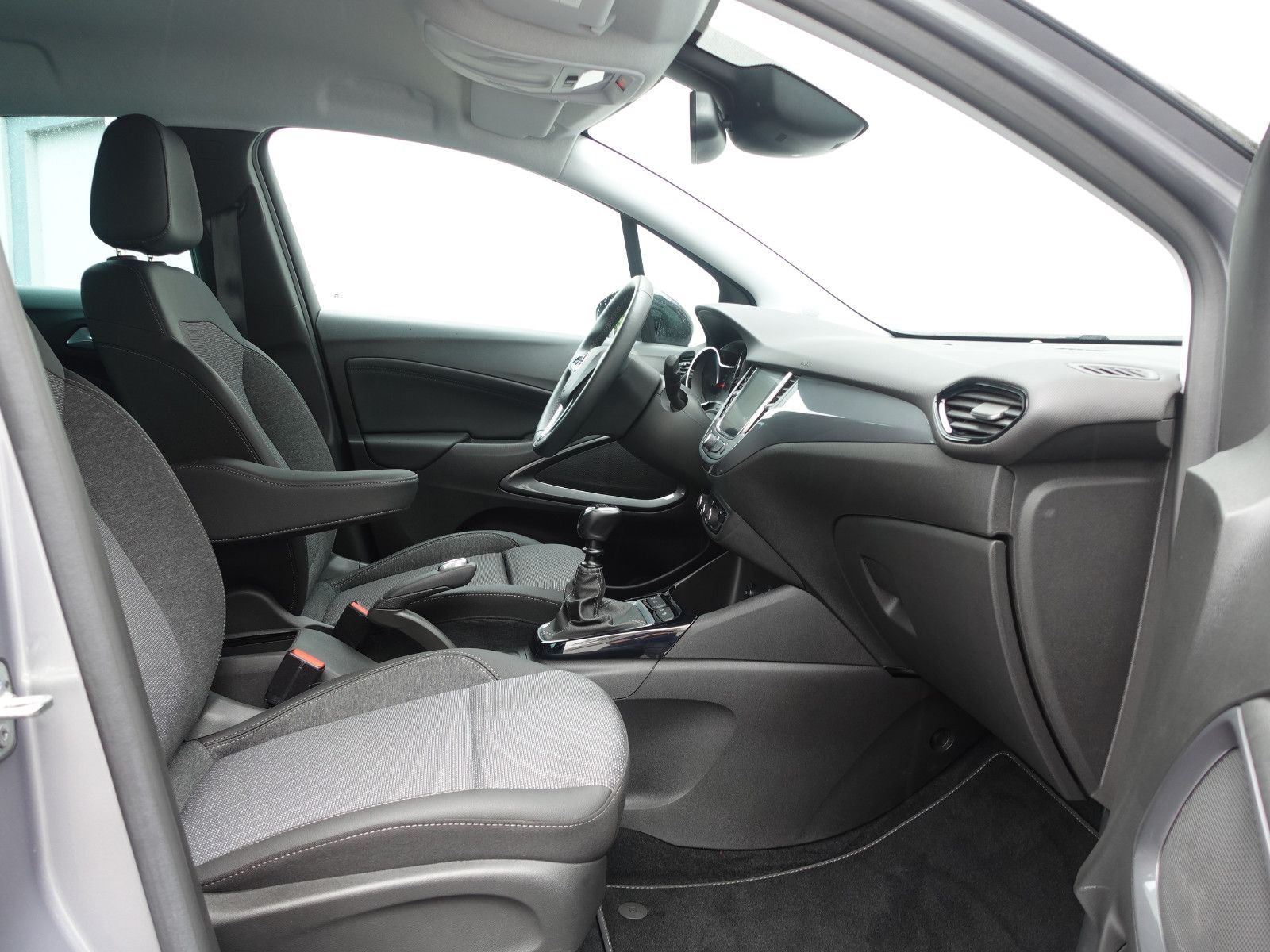Fahrzeugabbildung Opel Crossland Elegance 1.2T,Navi,AHK,Kamera,Sitzhzg