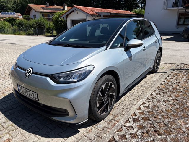 VW ID.3 Pro  62 kWh FACELIFT AHK+ACC+ErgoActive