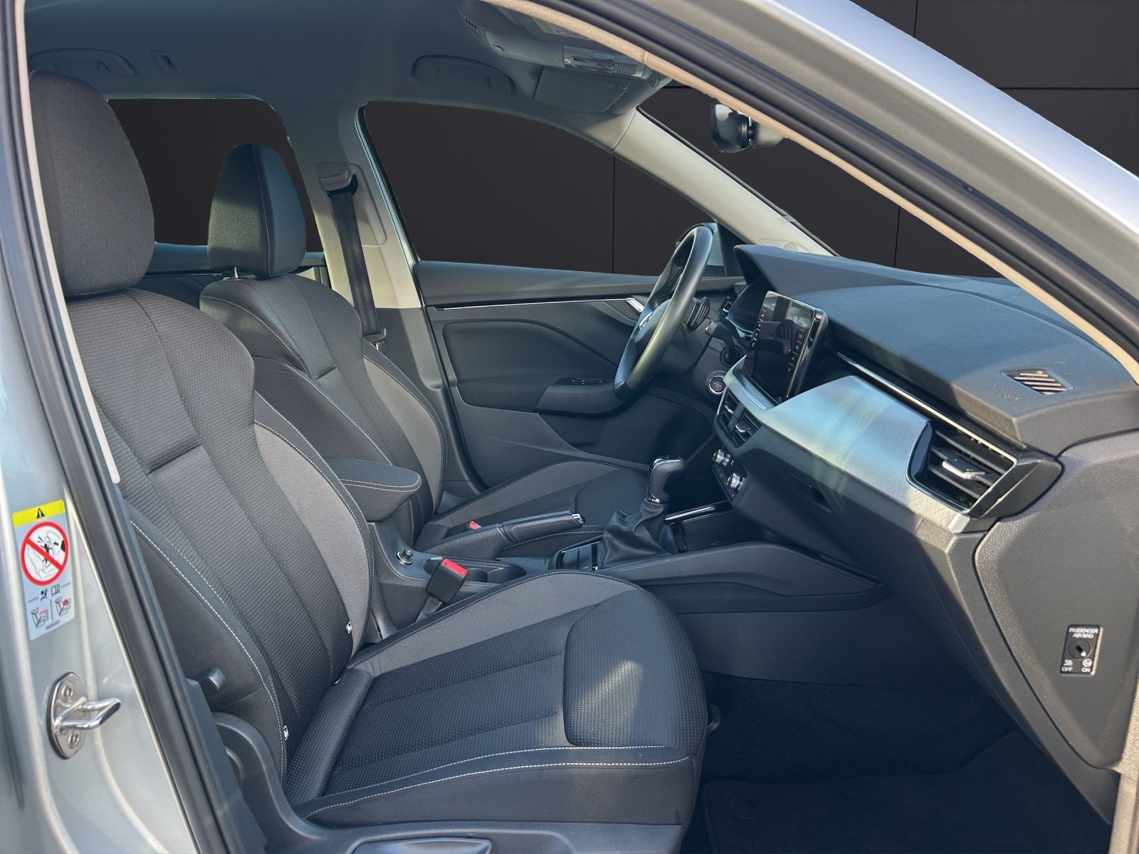 Fahrzeugabbildung SKODA Kamiq TSI Tour DSG LED Navi AID ACC RFK SH