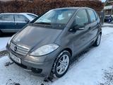 Mercedes-Benz A 170 Edition 10*NAVI*Automatik*PanDach* - Mercedes-Benz A-Klasse: 170