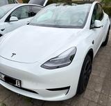 Tesla Model Y SR RWD Weiße Innenausstattung - Tesla MODEL Y SR Gebrauchtwagen