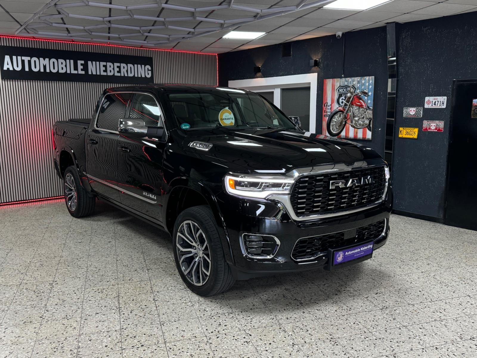 Dodge RAM Tungsten 3.0 Hurricane/Pano/HUD/Massage/LPG