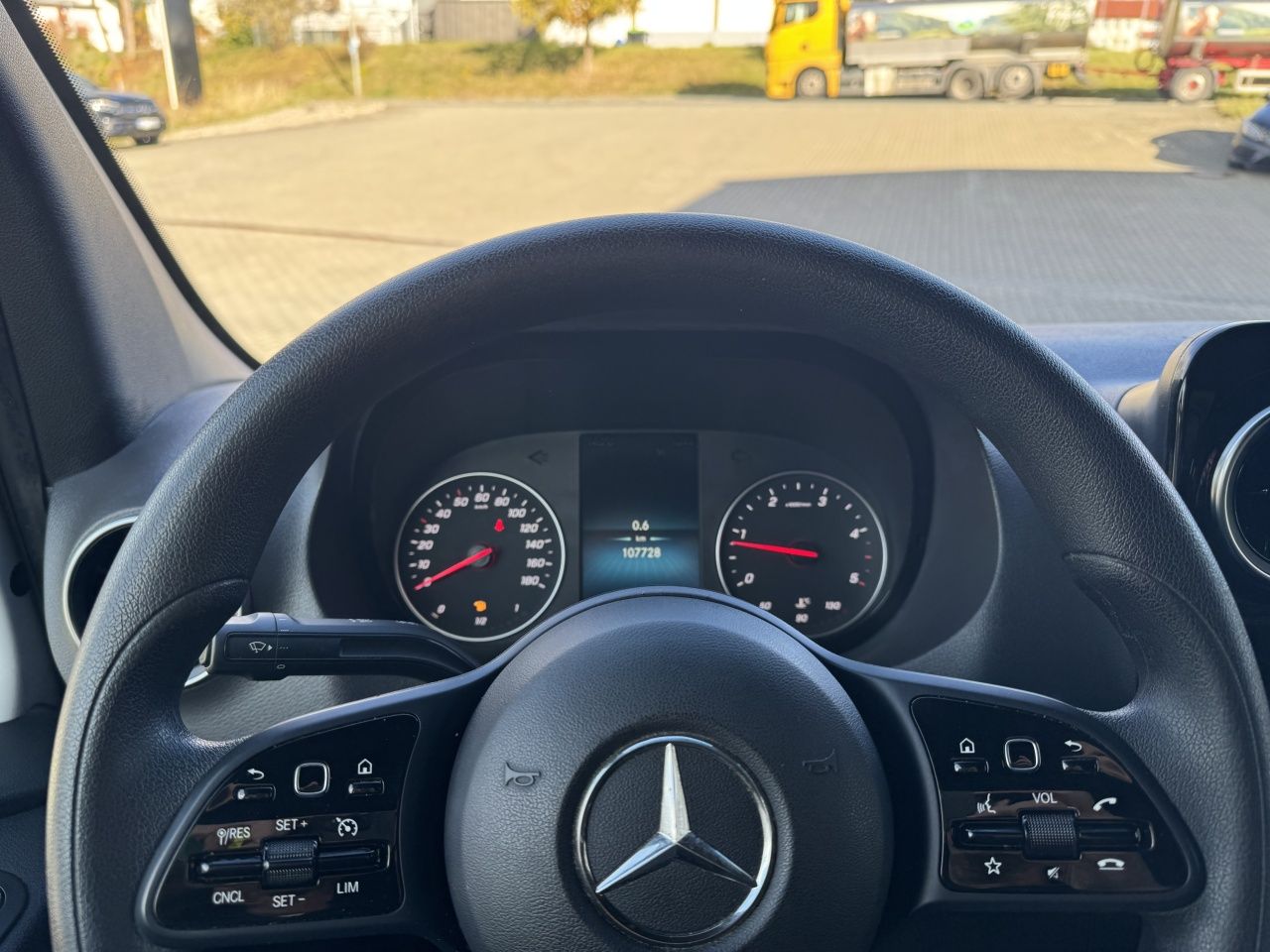 Fahrzeugabbildung Mercedes-Benz Sprinter 315 CDI Mixto L2H2 Klima*Standhzg.*Cam