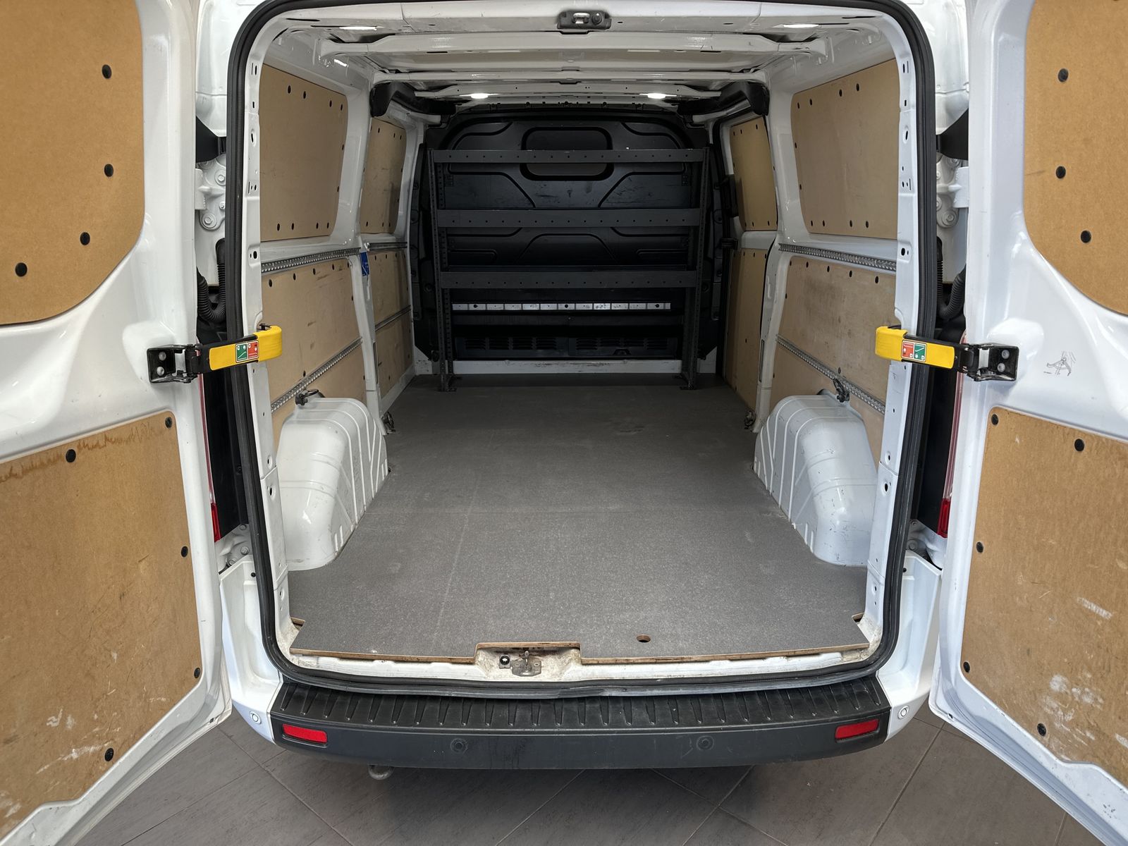 Fahrzeugabbildung Ford Custom 300 L2 NAV+BLUETOOTH+KAMERA+KLIMA+SHZ+ACC