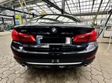 BMW 520d xDrive A Luxury Line Luxury Line - blaue BMW 520