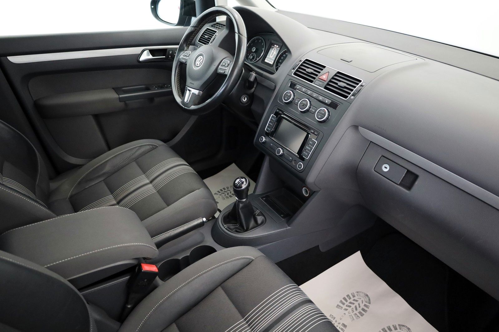 Fahrzeugabbildung Volkswagen Touran Match Navi,Panorama,SK,PDC,AHK,SR+WR