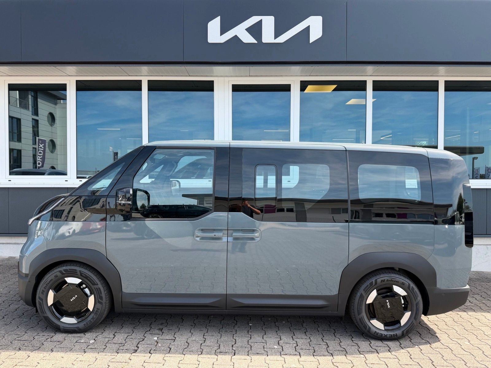 Fahrzeugabbildung Kia PV5 71,2 kWh Elite Wärmepumpe Alu LAGER!
