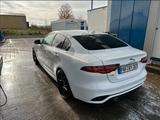 Jaguar XE P250 R-DYNAMIC BLACK Automatik R-DYNAMIC ... - Jaguar XE: R Dynamic