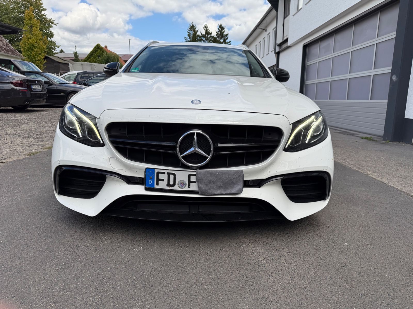 MERCEDES-BENZ E 220 d T Autom. -