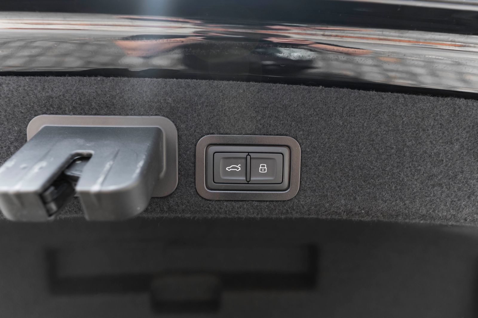 Fahrzeugabbildung Audi A6 3.0TFSI Quattro S-LINE HUD BOSE KAM ACC TOTW