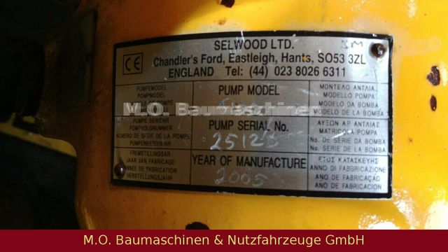 Fahrzeugabbildung Andere Selwood 100 C/  Wasserpumpe /