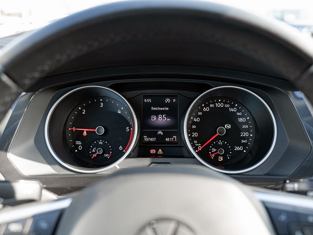 Fahrzeugabbildung Volkswagen Tiguan 2.0 TDI Life AHK APP-CON. LED SHZ