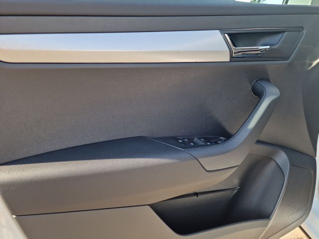 Fahrzeugabbildung SKODA Karoq Ambition TD110/2.0A7A, Allrad, Navi