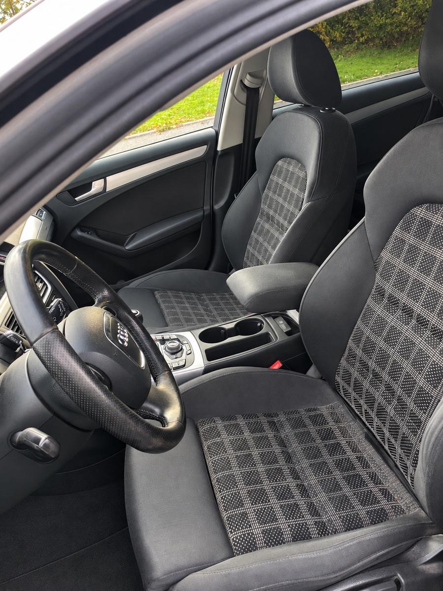 Audi A4 2011 — photo 8