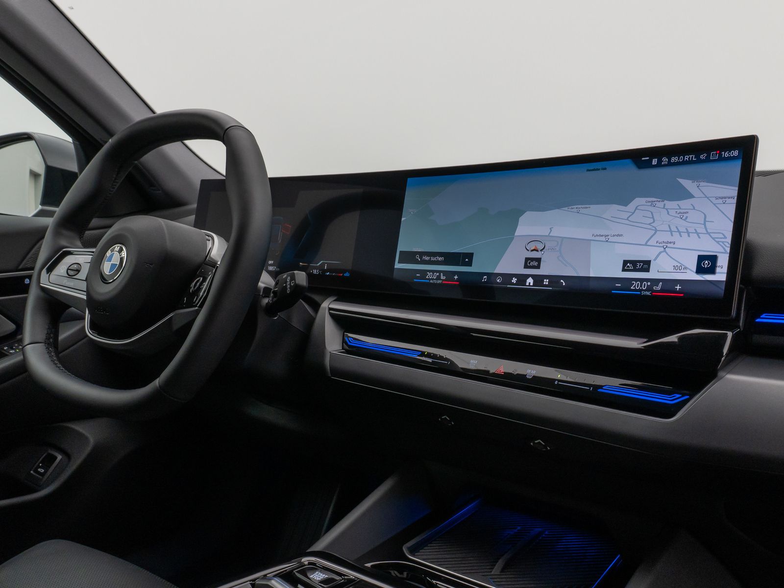 Fahrzeugabbildung BMW 520d Kamera DAB H/K Leder AdaptivLED Alarm Sport