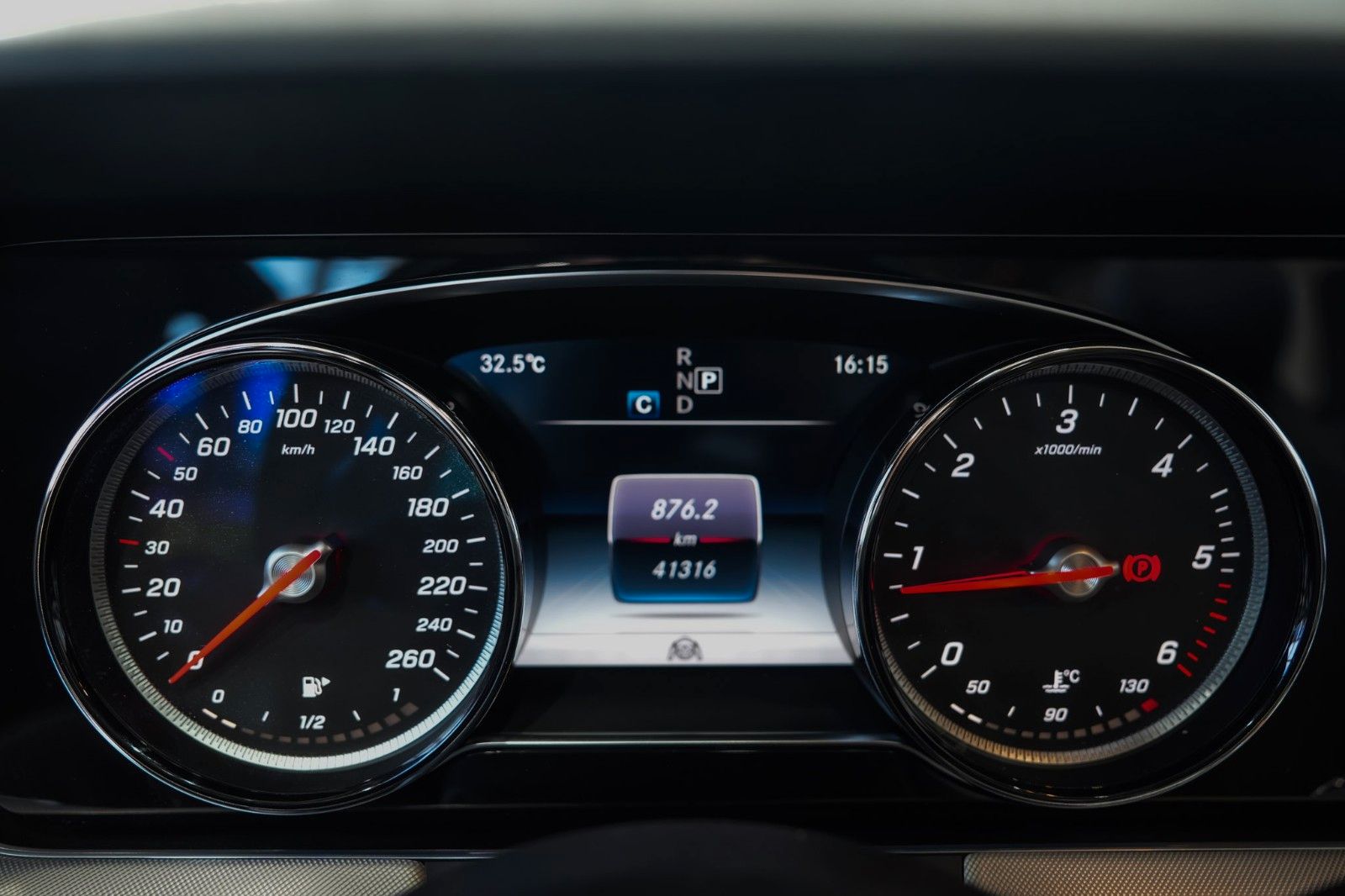 Mercedes-Benz E 220 d Cabrio*AMG-LINE*LEDER*MULTIBEAM*COMAND* foto 17