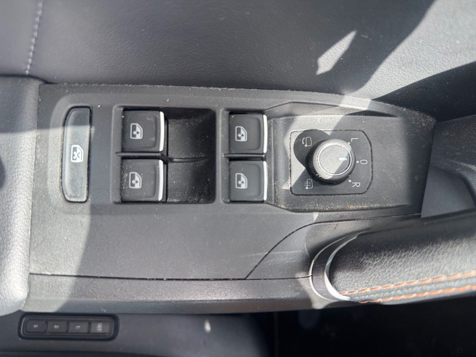 Fahrzeugabbildung CUPRA Leon 2.0 TSI
