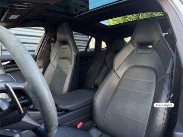 Porsche Panamera - 5