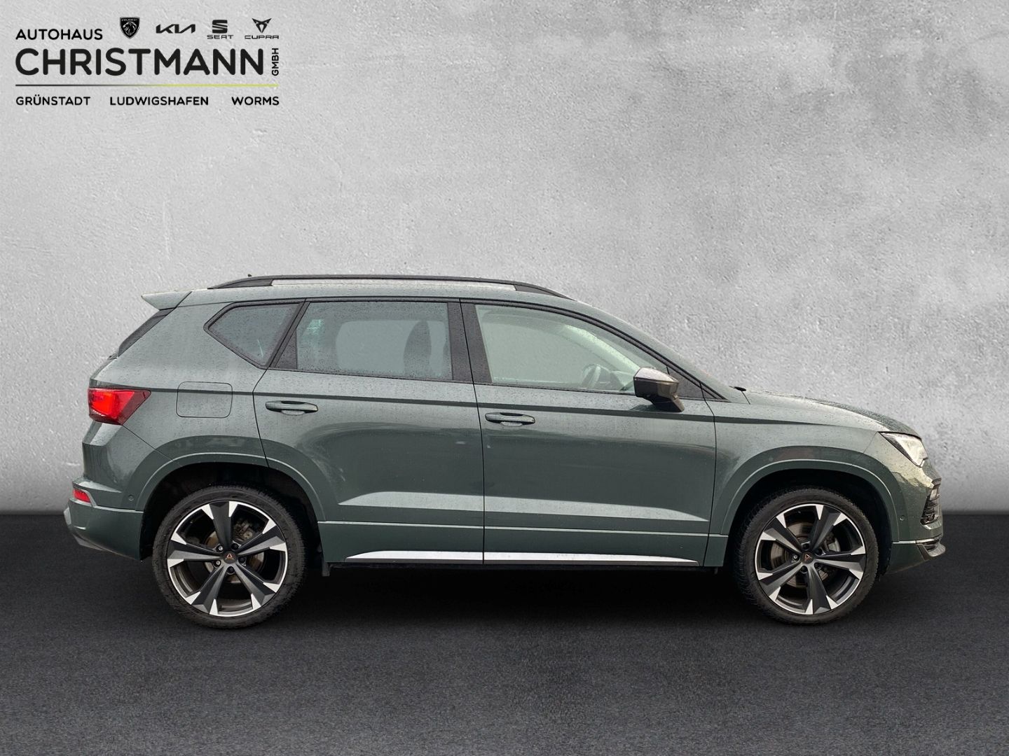 Fahrzeugabbildung CUPRA Ateca Basis AHK-klappbar Navi Digitales Cockpit