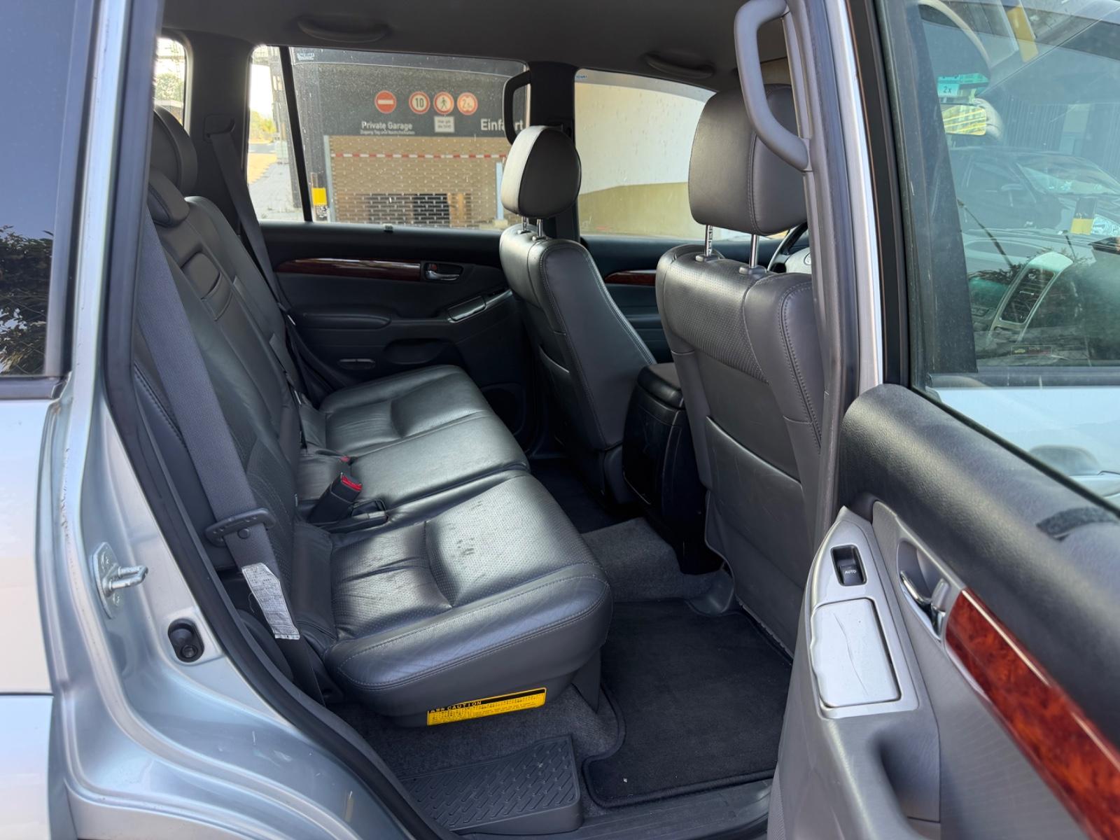 Toyota Land Cruiser 3.0 D-4D 166ch - 1 ère main - Carnet entretien - Ecran tactile - Pneus toutes saisons - Régulateur
