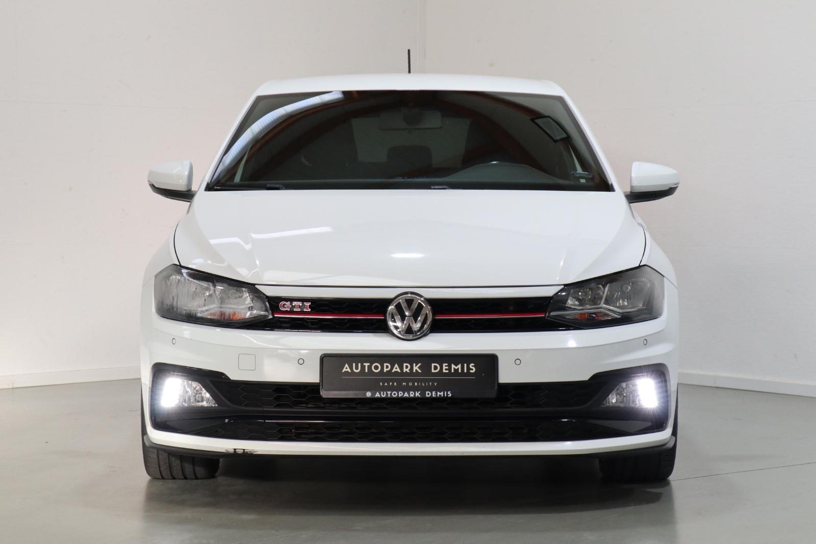 Volkswagen Polo VI GTI DSG/NAVI/SHZ/PDC/CLIMAT2/AMBIENTE